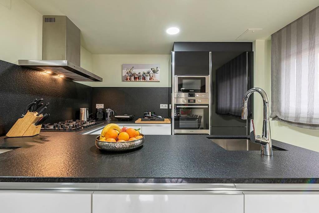5 Stelle Piscina, Jacuzzi, Wifi - 2 Min Dal Mare Apartment Miami Playa Exterior photo